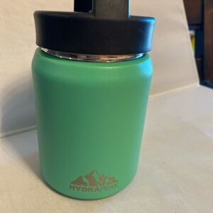Hydrapeak Green Insulated Bottle